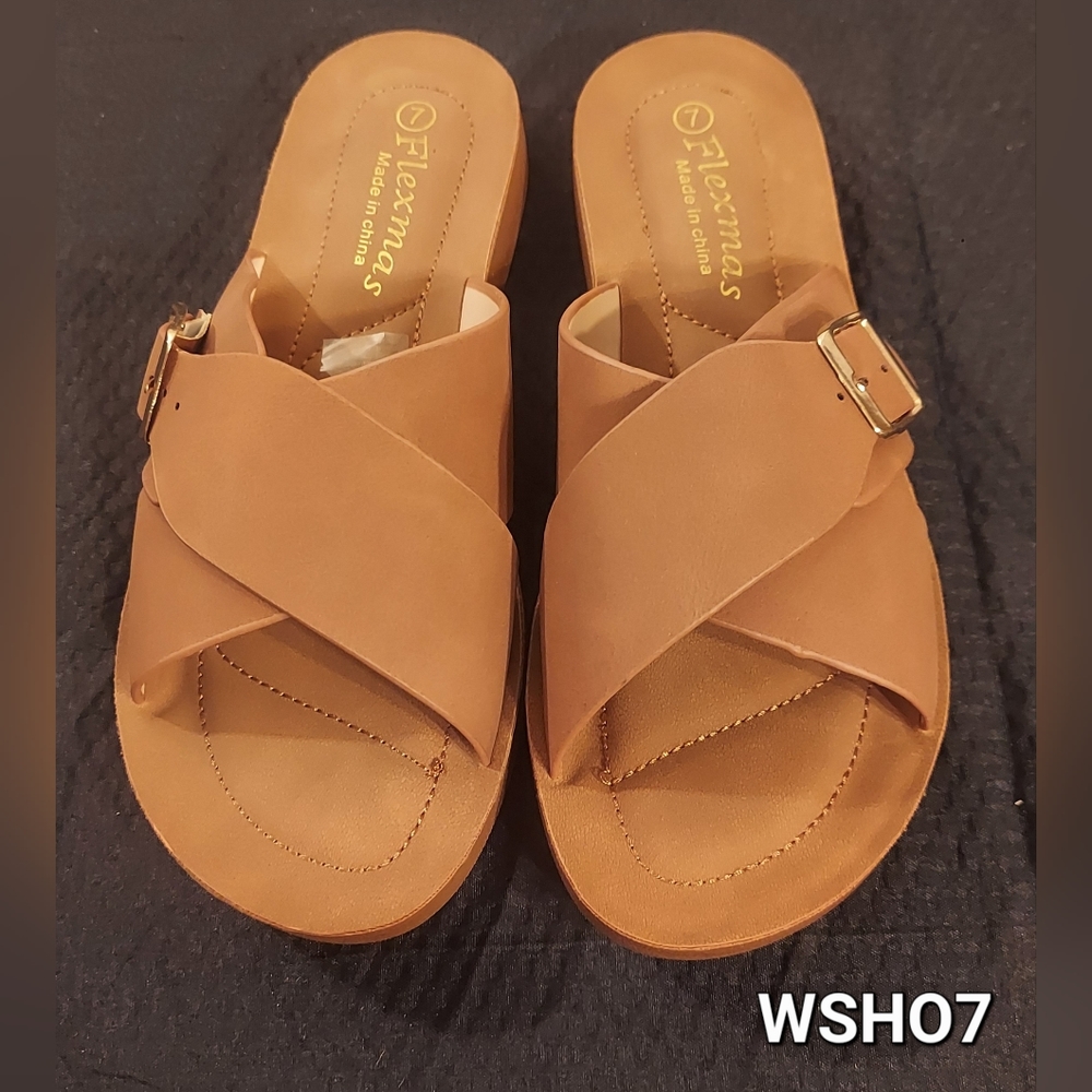 Sandals - Picture 2 of 2